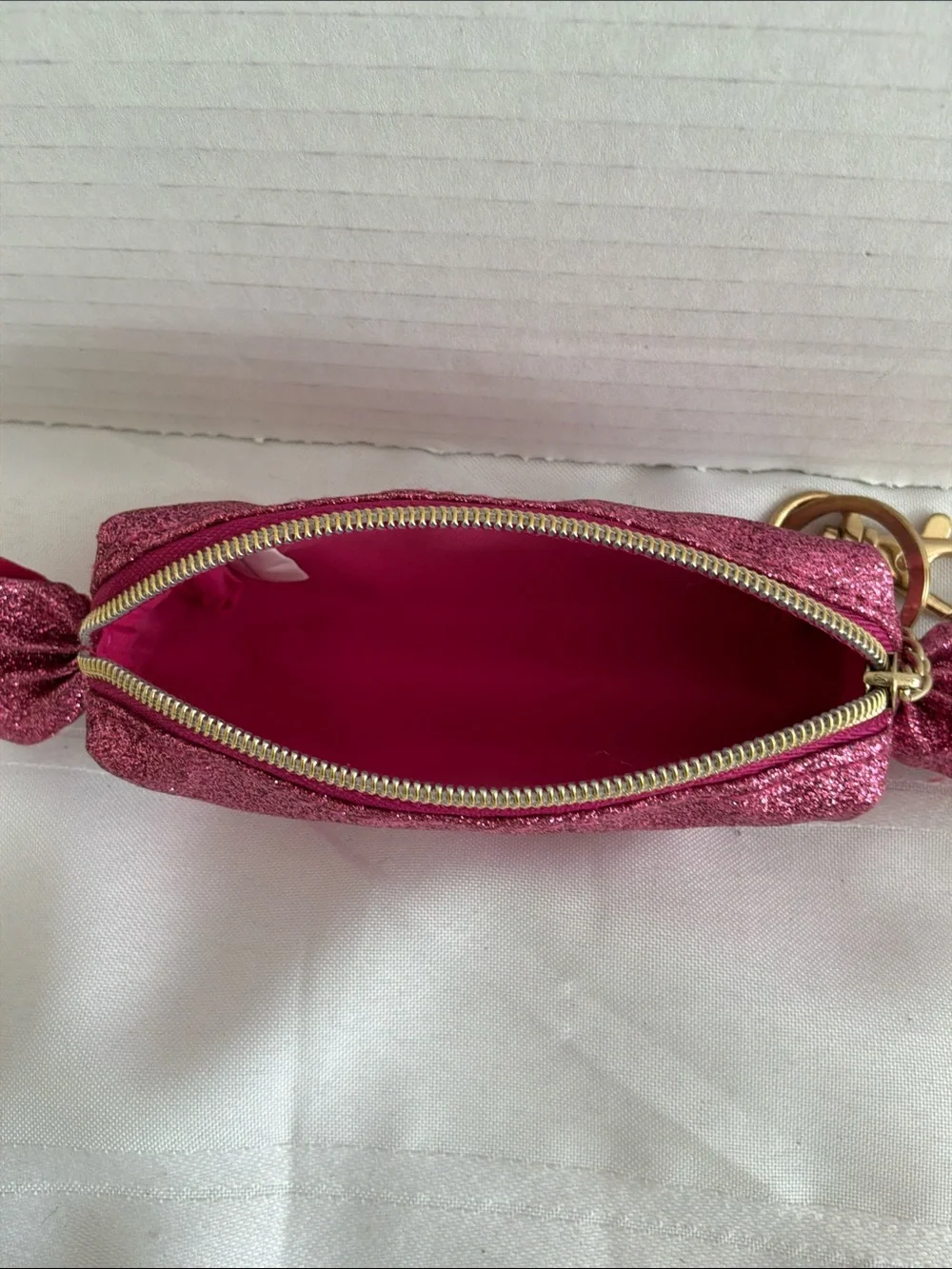 Y2K Bath & Body Works Pink Glitter Candy Zip Keychain Pouch lipstick lip balm